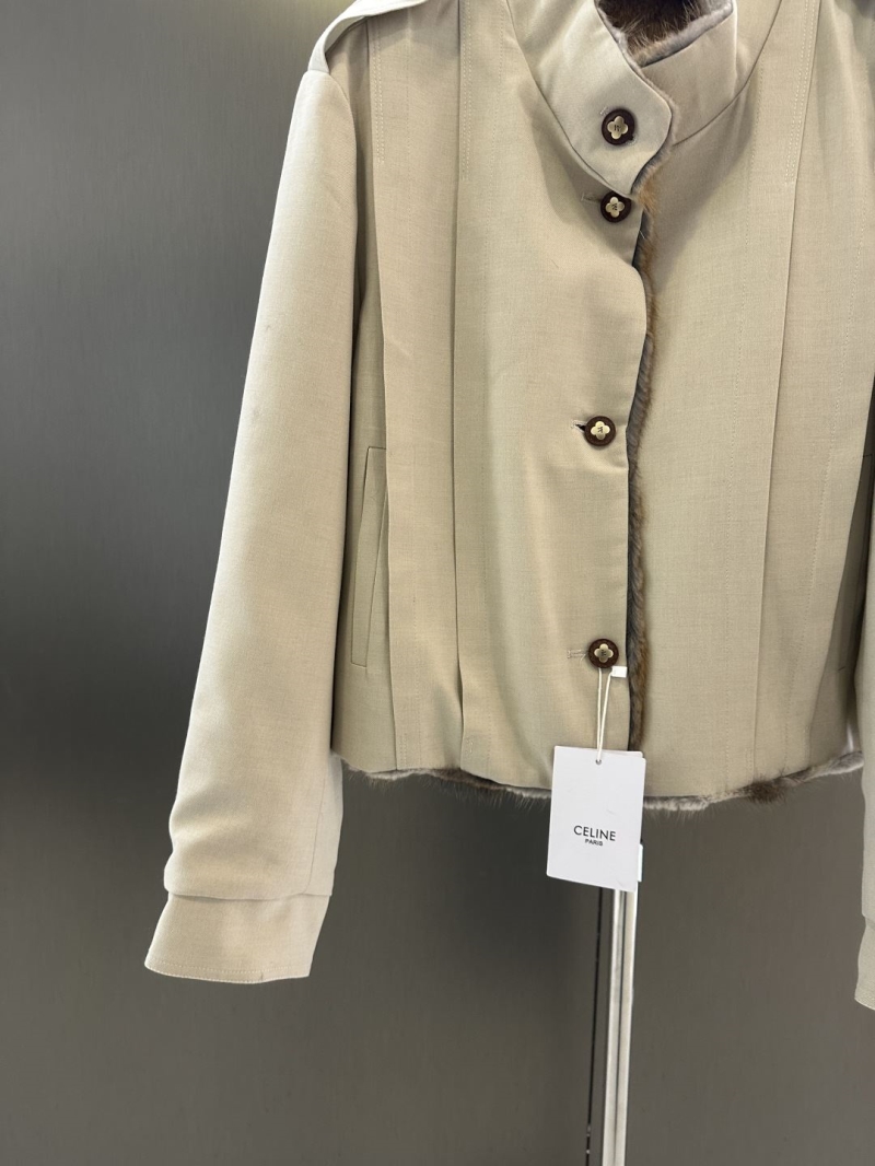 Ce1i*e outwears